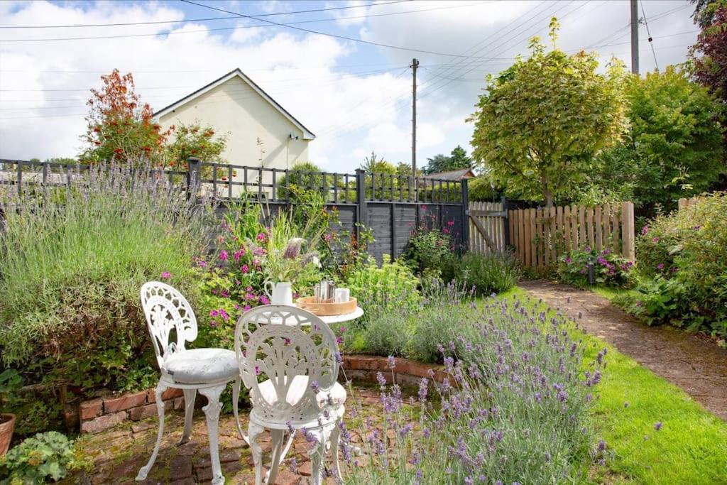 Orchard Cottage Sidmouth Exterior foto